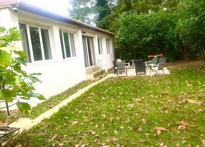 Jetset Parisian Holiday Home