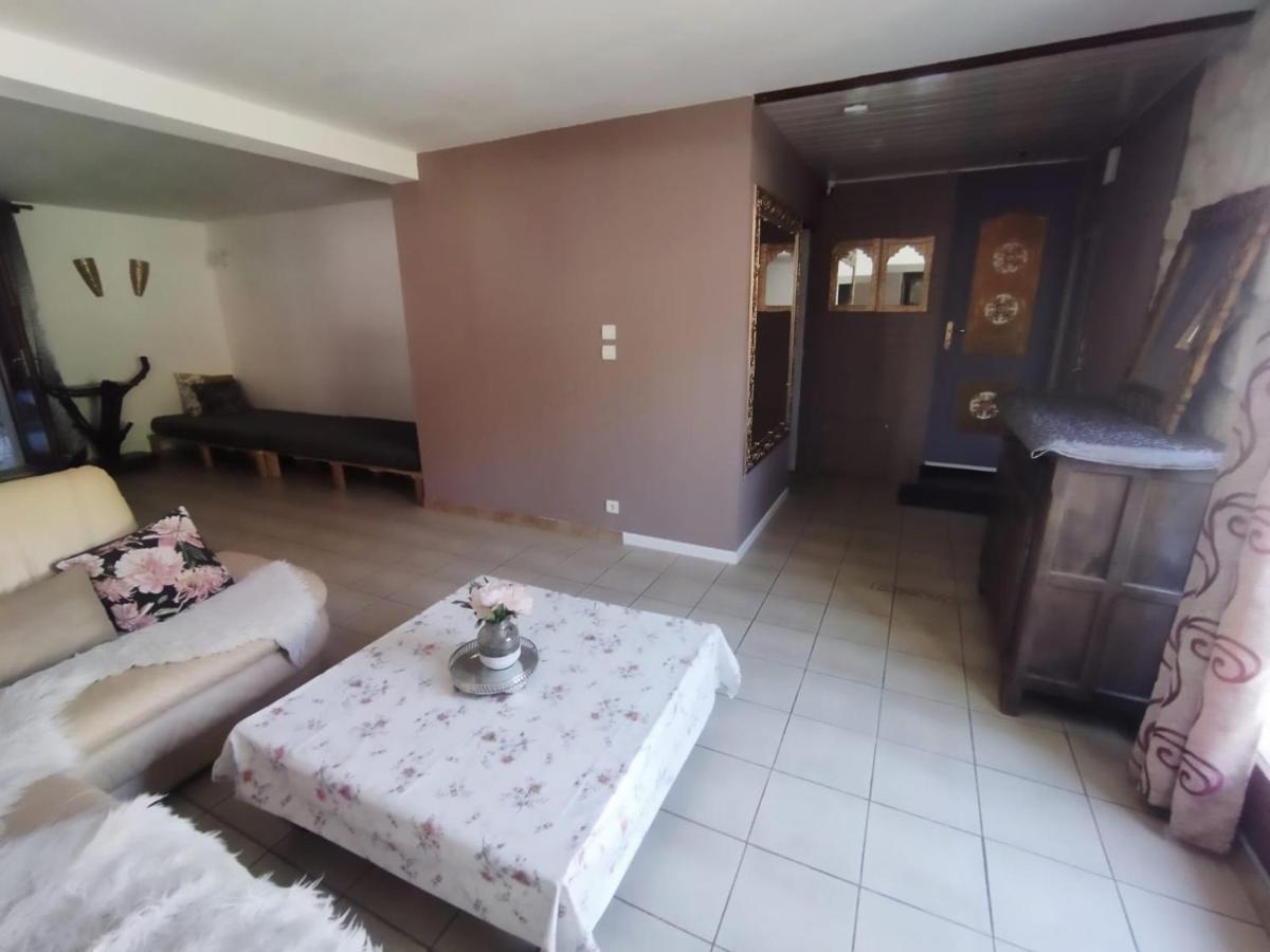 Holiday home Jetset Parisian Cesson